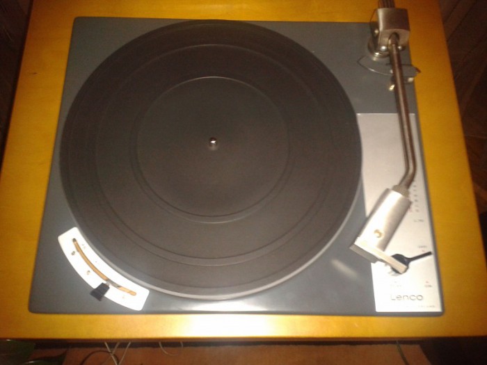 Lenco L70.jpg