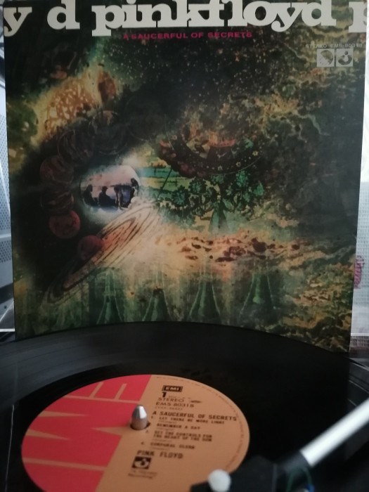 A SAUCERFUL OF SECRET 1968.jpg