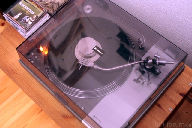 03_02 SANYO TP1000.jpg