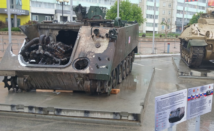 02. M113 a2.jpg