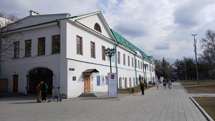 06. Бывшие заводские цеха. Ныне музей .jpg