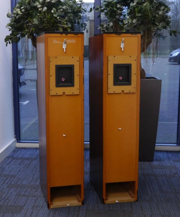 s-l1600 (1)(1).jpg