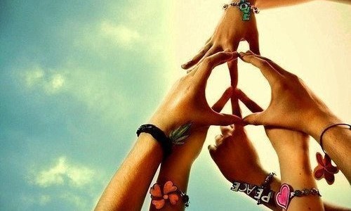 75364112_hippie1.jpg