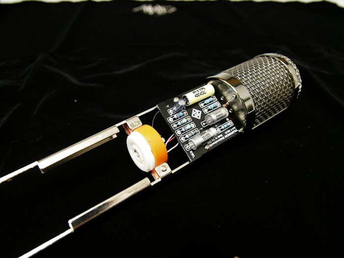 ar-51-cutaway-closeup2.jpg