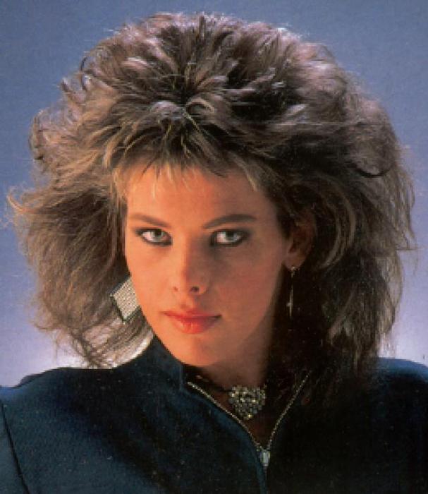 81779588_3779070_cccatchcantante80s.jpg