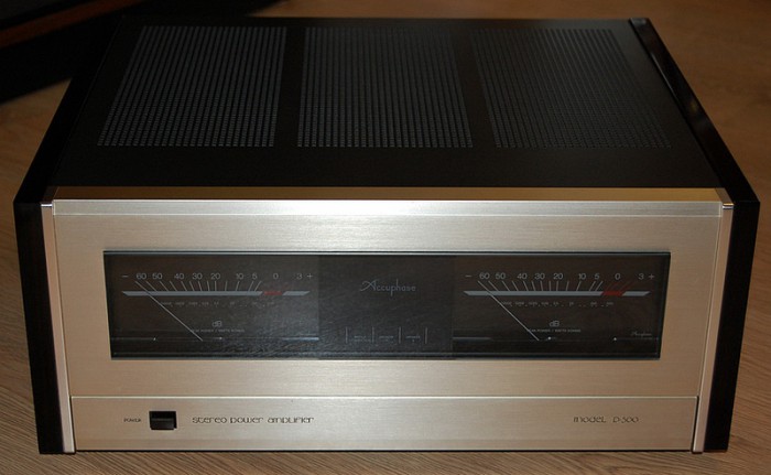 Accuphase P500.jpg