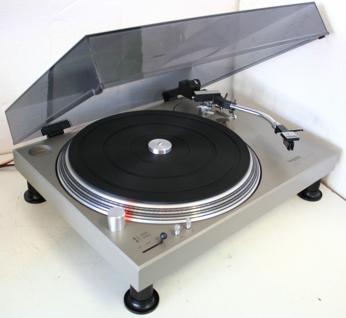 TECHNICS-1200MKI-MAIN.jpg