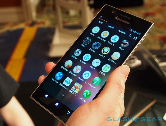 36805lenovo_ideaphone_k900_hands-on_sg_2.jpg