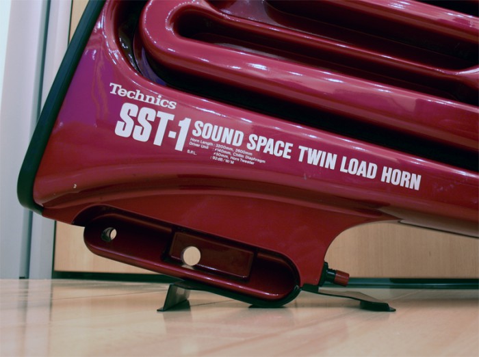 Technics SST-1 Red Edition 1.jpg