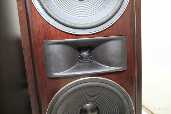 Pioneer S-504 2.jpg