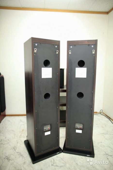 Pioneer S-504 1.jpg