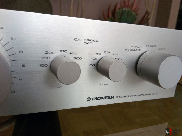 563615-pioneer_c21_class_a_control_amplifier.jpg