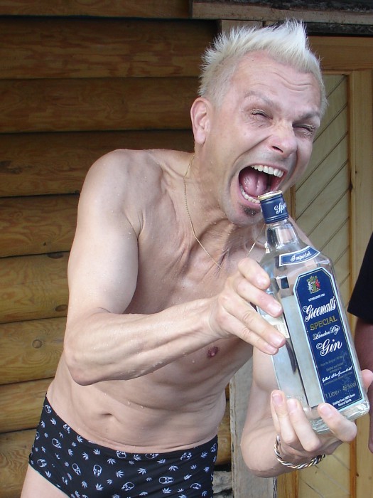 Шенкер(Scorpions)_Cестрорецк_перед концертом на Дворцовой.JPG