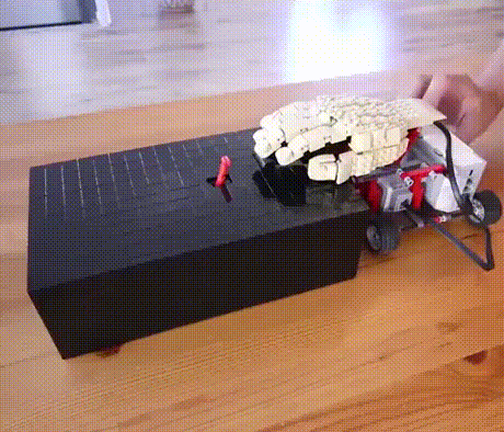 1503487899149151248.gif