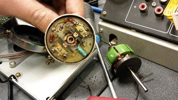teac_capstan_motor_open_sm.jpg