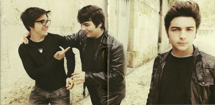 sized_Il Volo 2010 [EU] Booklet 04.JPG