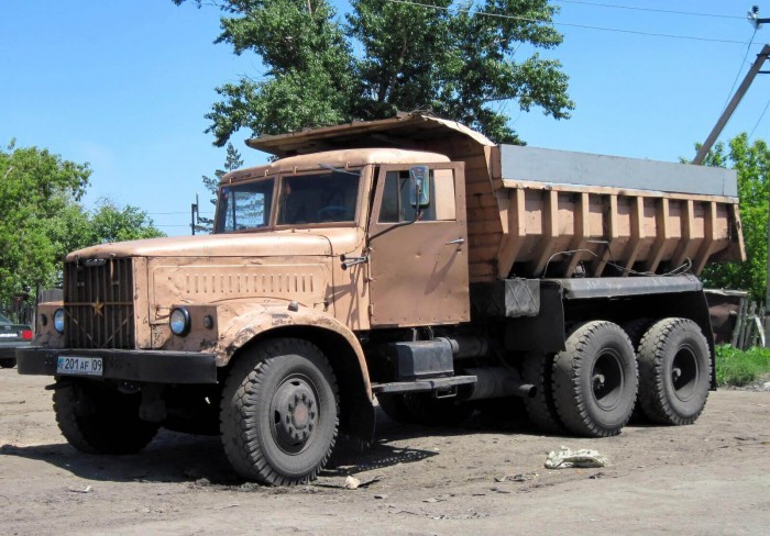 KrAZ-256-6-1.jpg