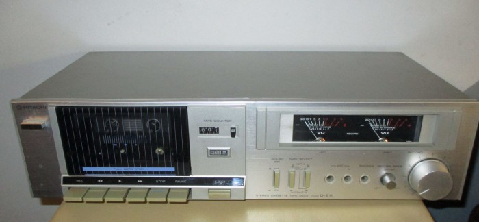 Hitachi D-E11_01.jpg