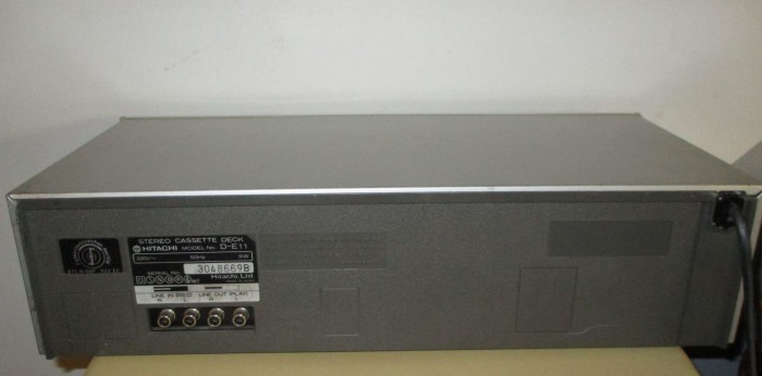 Hitachi D-E11_02.jpg